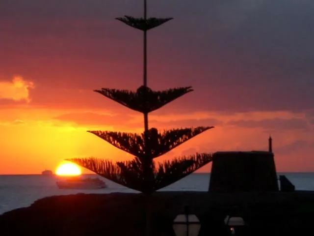 Tisalaya Girigaray Nº25 * פלאיה בלנקה